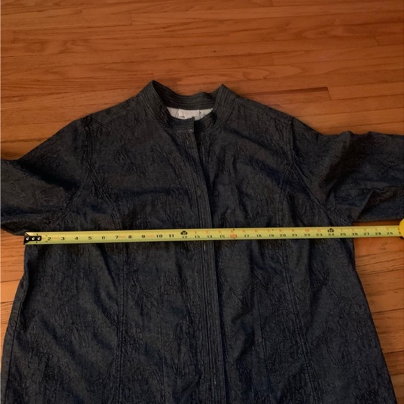 Women's Charter Club Denim Floral Jacket - Picture 8 of 10